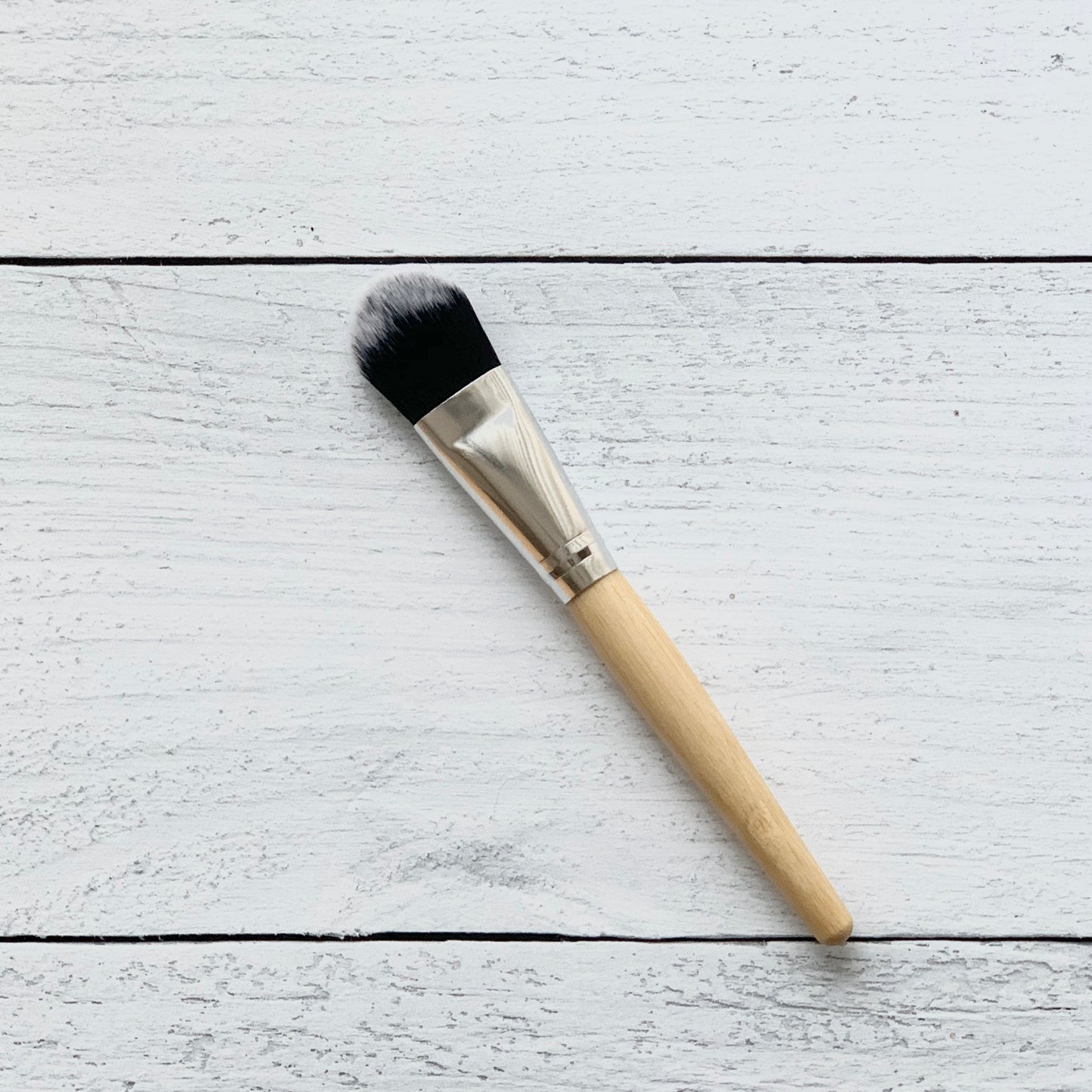 MASQUE BRUSH